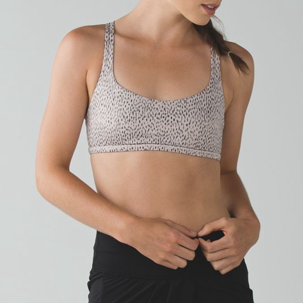 Women’s Lululemon Free To Be *Wild Bra Size 8